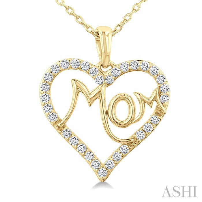 1/4 Ctw 'MOM' Heart Frame Round Cut Diamond Fashion Pendant With Chain in 10K Yellow Gold