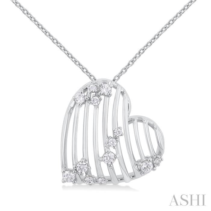 1/4 Ctw Open Window Ribbed Heart Round Cut Diamond Pendant With Chain in 14K White Gold