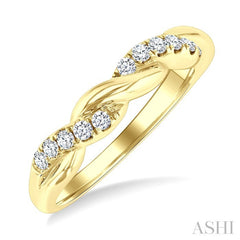 1/4 Ctw Twisted Round Cut Diamond Fashion Band in 14K Yellow Gold