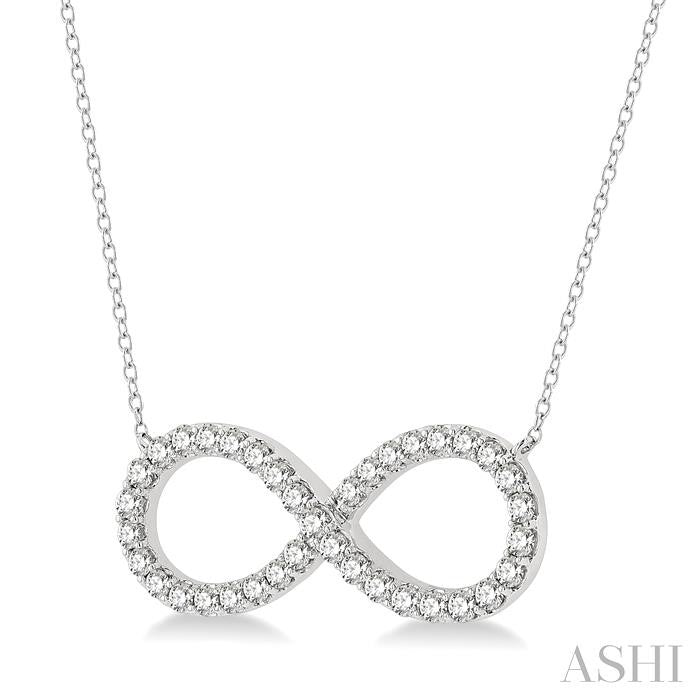 1 Ctw Round Cut Diamond Infinity Pendant With Chain in 14K White Gold
