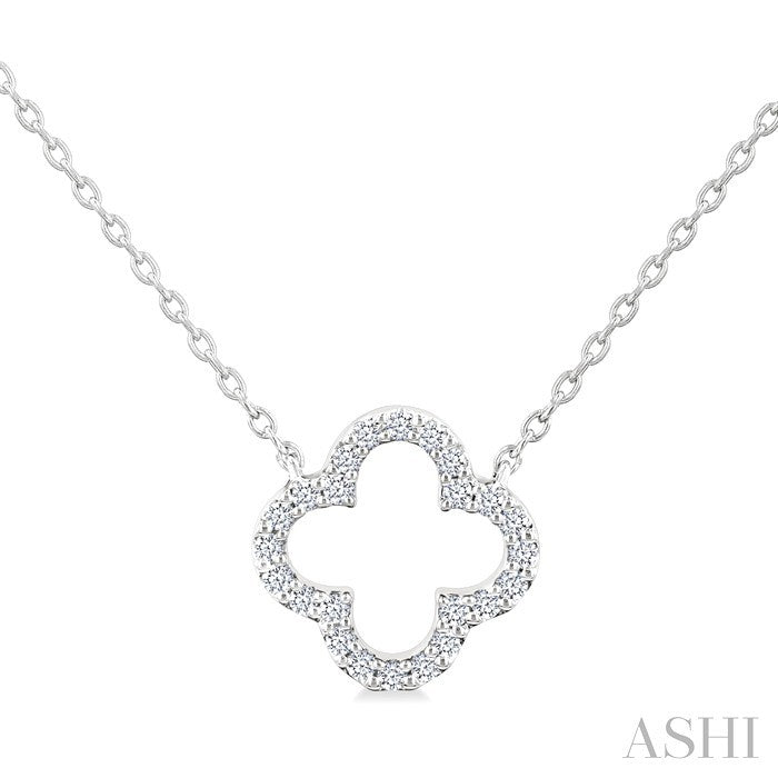 1/8 Ctw Petite Clover Round Cut Diamond Fashion Pendant With Chain in 14K White Gold
