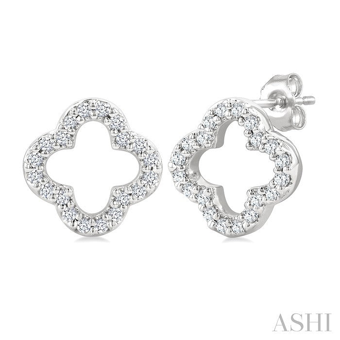 1/6 Ctw Petite Clover Round Cut Diamond Fashion Stud Earring in 10K White Gold