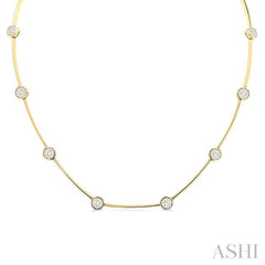 1 1/2 Ctw Lovebright Circular Mount & Bar Link Round Cut Diamond Choker Necklace in 14K Yellow and White Gold