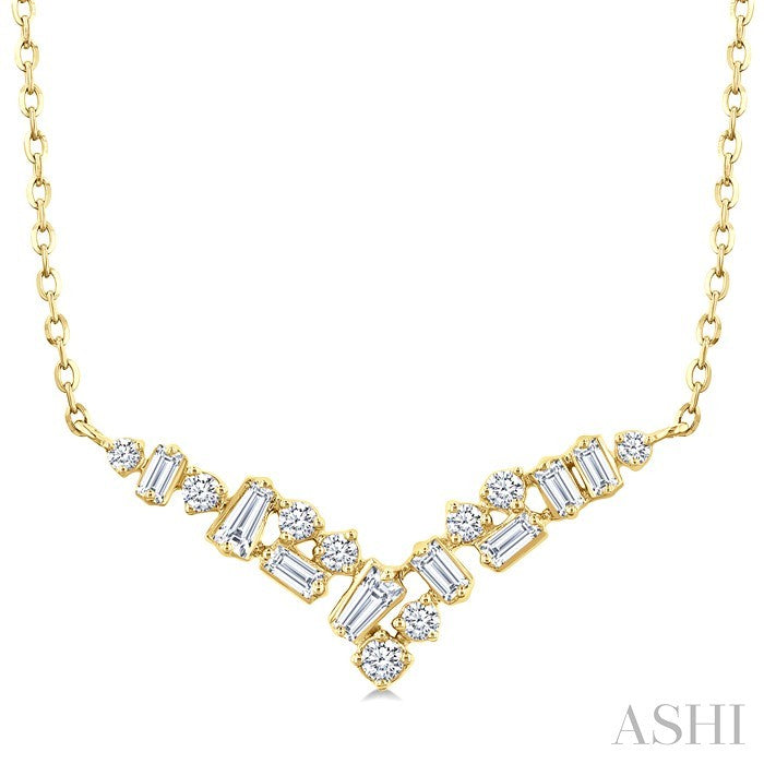 1/4 Ctw Chevron Scatter Baguette and Round Cut Diamond Fashion Necklace in 10K Yellow Gold
