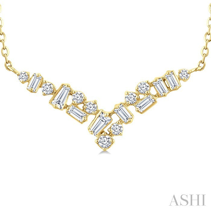 1/4 Ctw Chevron Scatter Baguette and Round Cut Diamond Fashion Necklace in 10K Yellow Gold