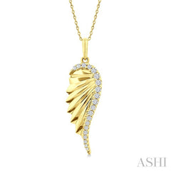 1/5 Ctw Fluted Texture Angel Wing Round Cut Diamond Fashion Pendant With Chain in 14K Yellow Gold