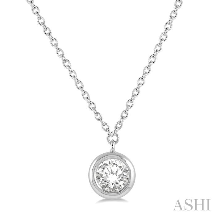 1/3 Ctw Round Cut Diamond Pendant With Chain in 14K White Gold