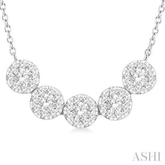 1/2 Ctw 5-Stone Circular Mount Lovebright Round Cut Diamond Necklace in 14K White Gold